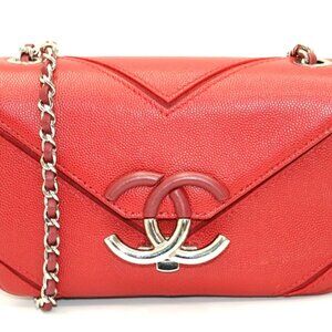 Chanel Caviar Macro Chevron Small Single Flap - Red